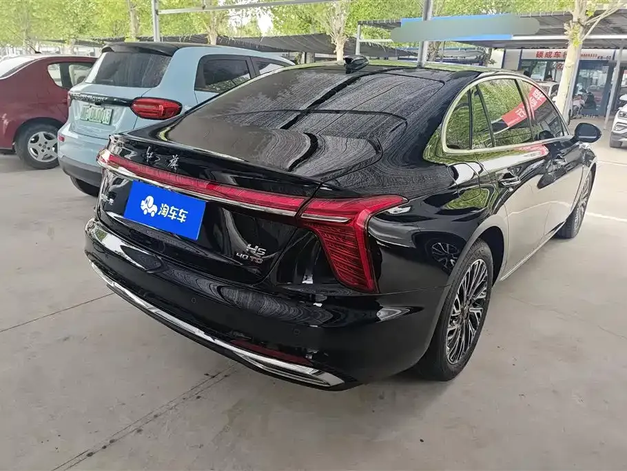 Hongqi H5 — фото 10