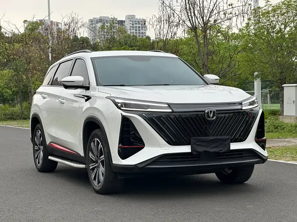 Changan CS75PLUS — фото 8