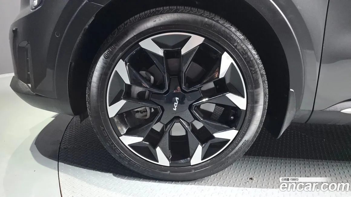 Kia Sorento — фото 6