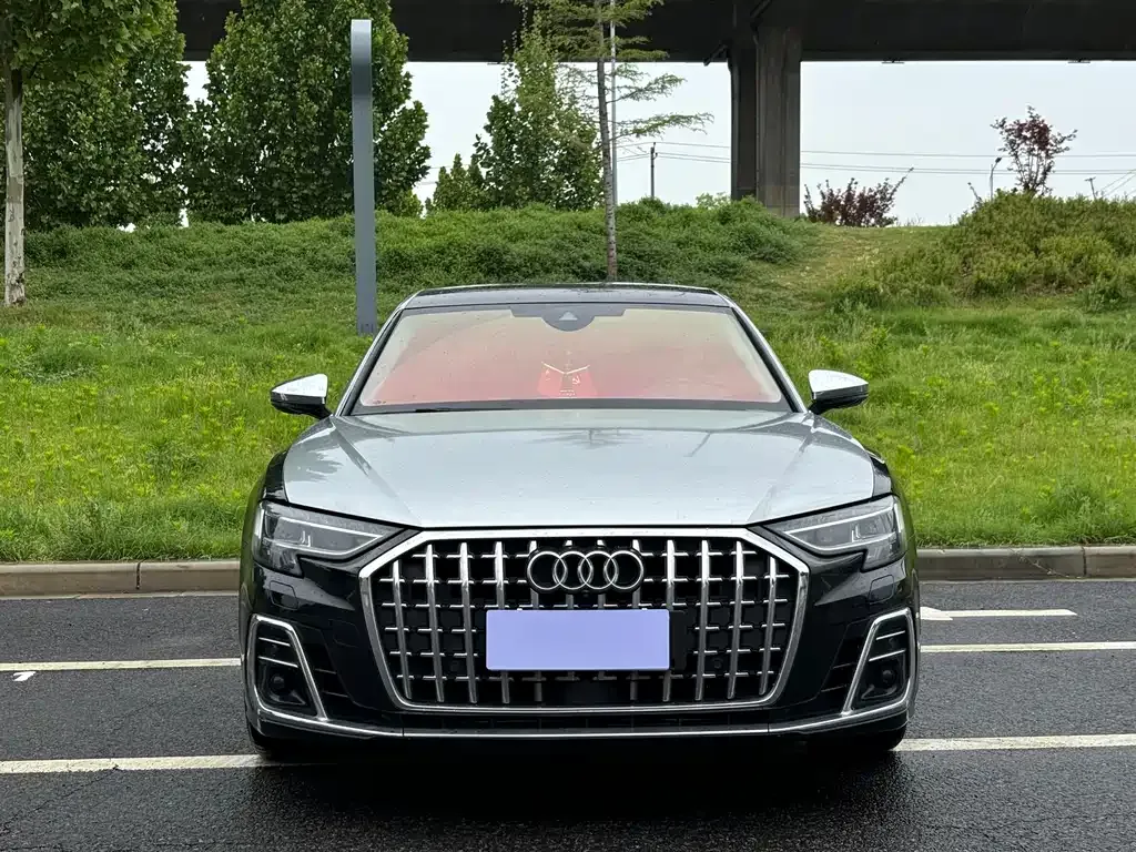 Audi A8 — фото 5