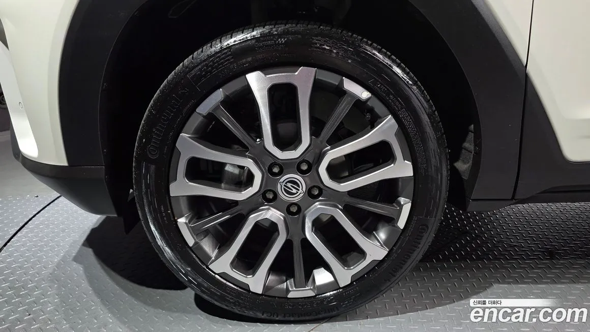 KG Mobility (Ssangyong) Torres — фото 10