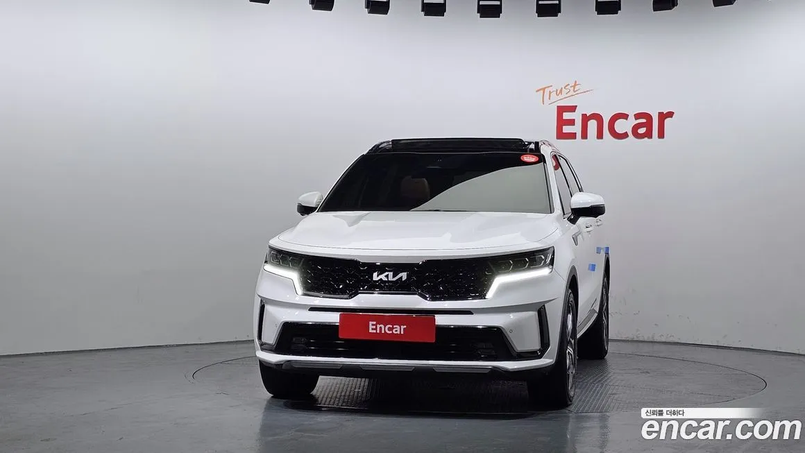 Kia Sorento — фото 7