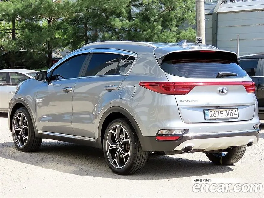 Kia Sportage — фото 9