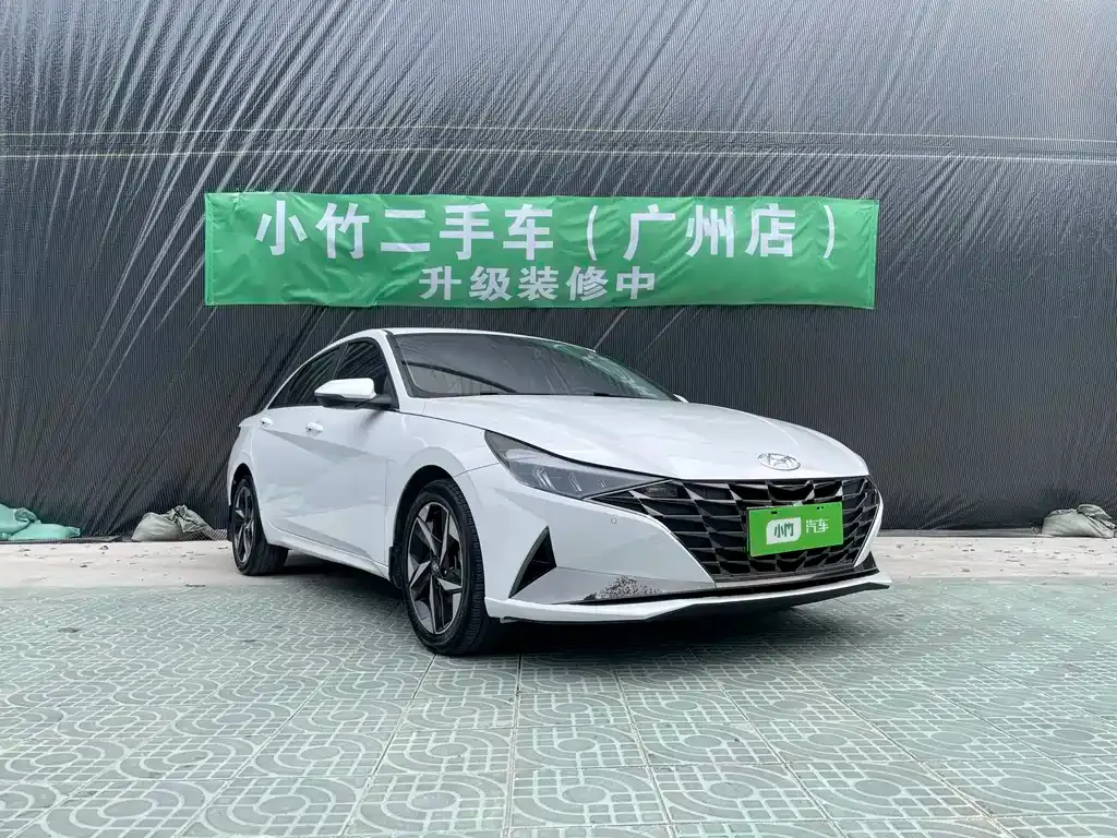Hyundai Elantra — фото 9