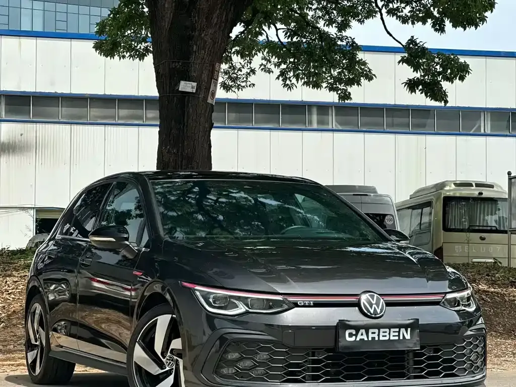 Volkswagen Golf GTI — фото 7