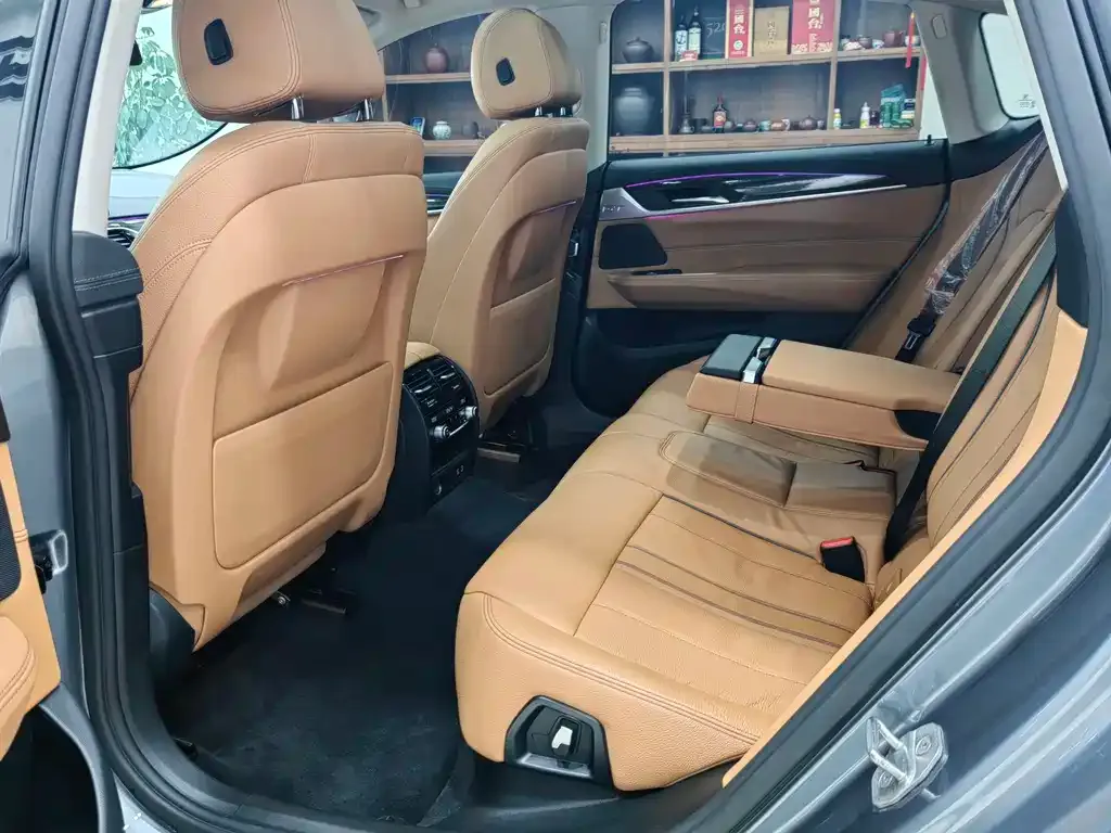 BMW 6 Series GT 2021 из CN, фото 7