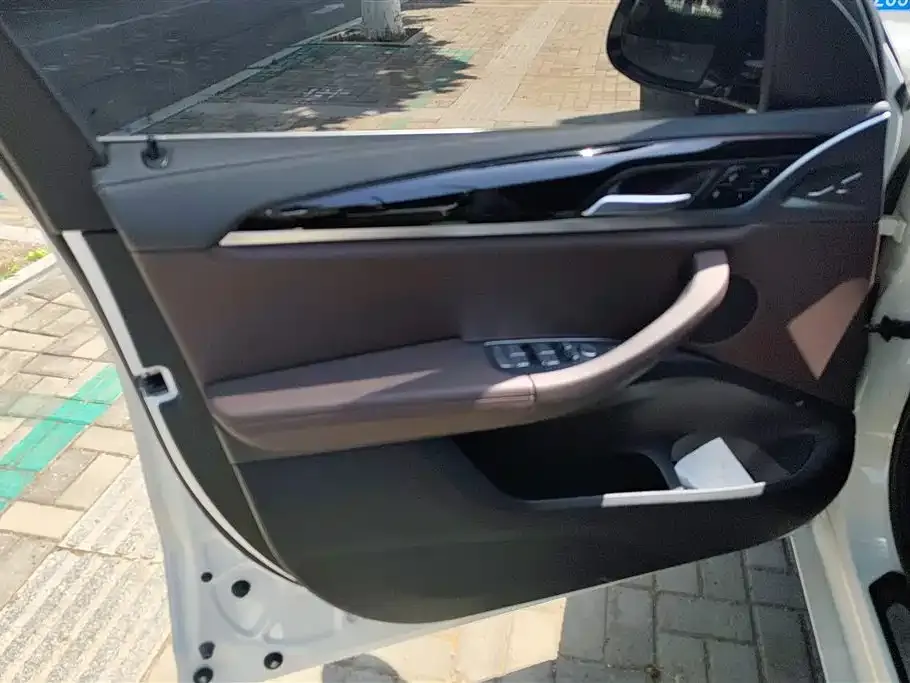 BMW X3 — фото 2