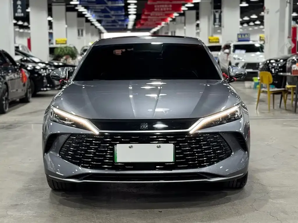 BYD Qin L — фото 1