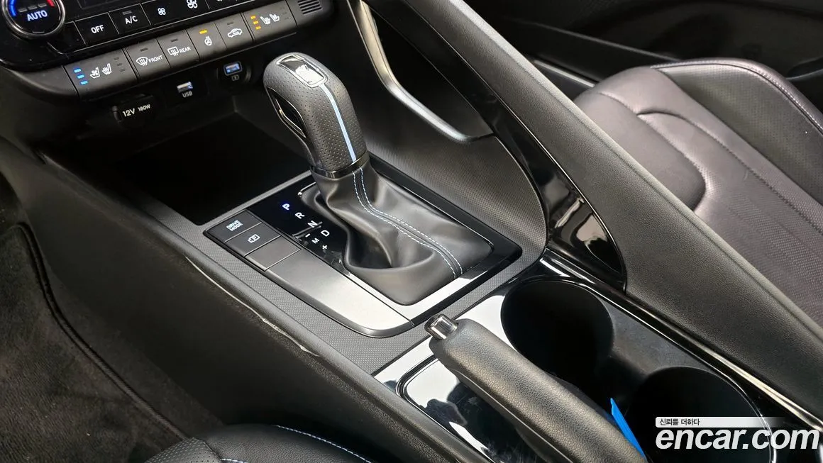 Hyundai AVANTE — фото 3