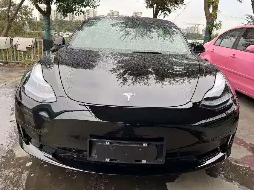 Tesla Model 3 — фото 8