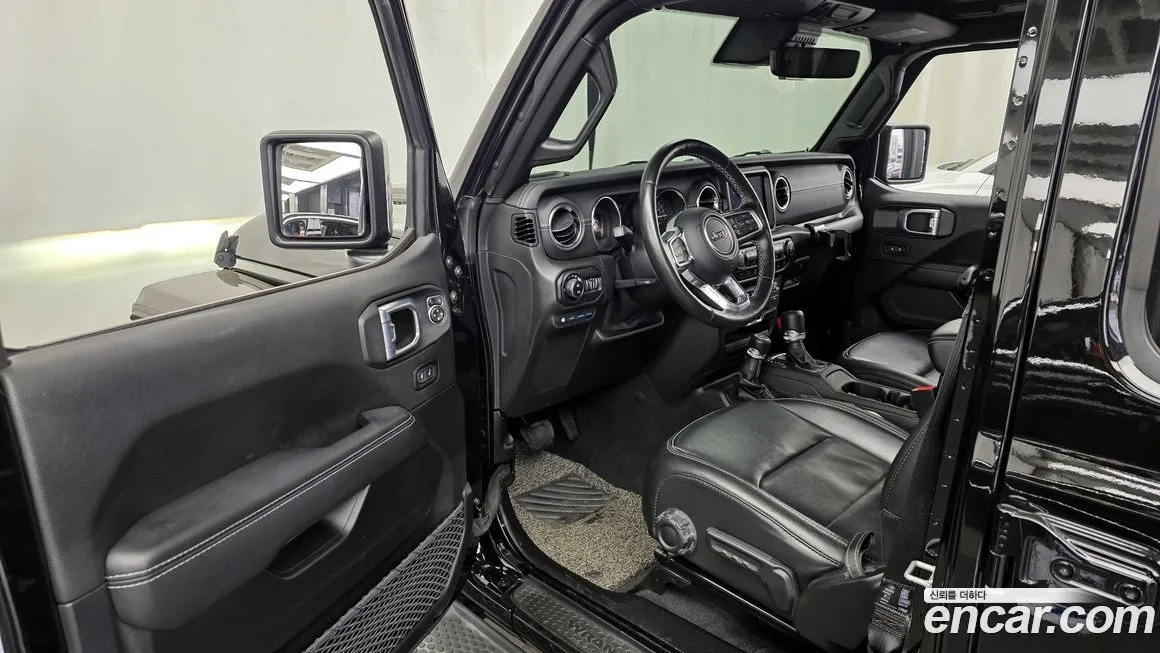 Jeep Wrangler — фото 4
