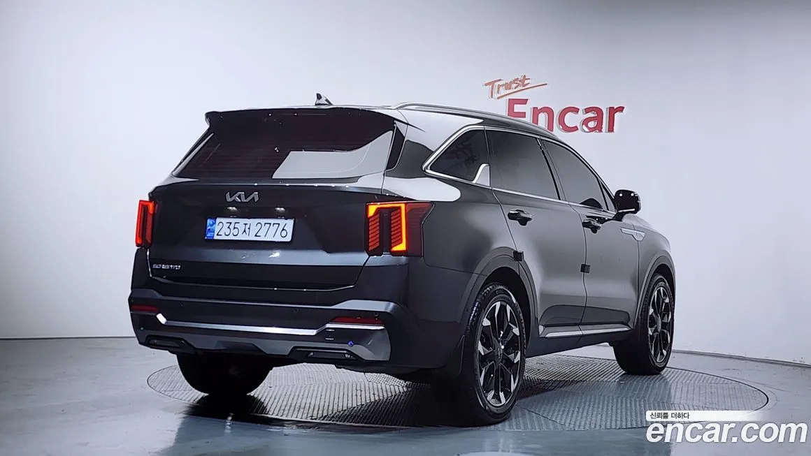 Kia Sorento — фото 6