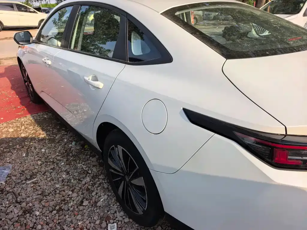 Changan Eado PHEV 2025 из CN, фото 3
