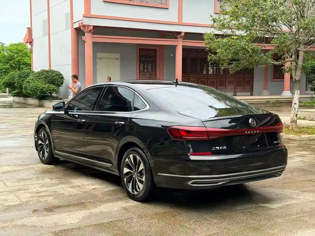 Volkswagen Passat 2022 из CN, фото 6