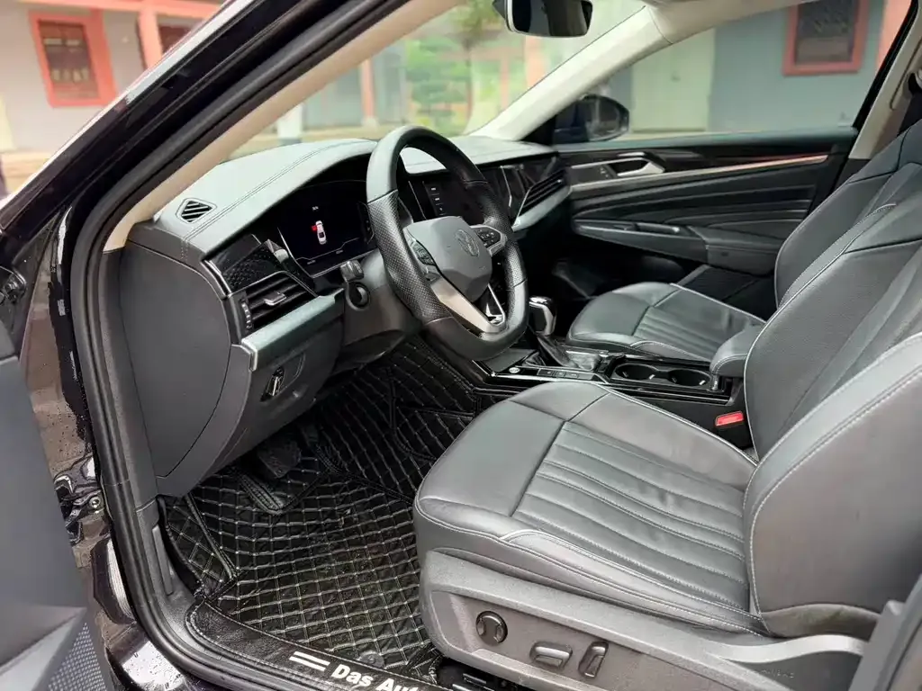 Volkswagen Passat 2022 из CN, фото 4
