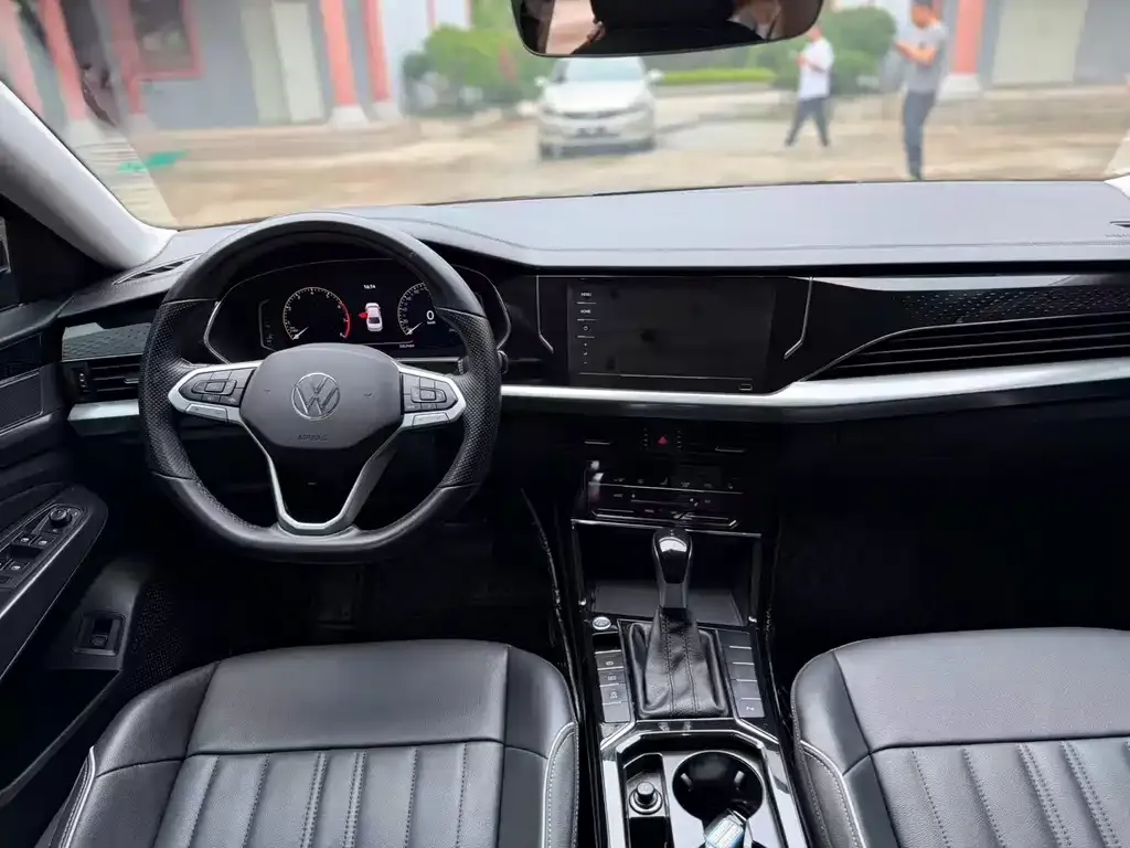 Volkswagen Passat 2022 из CN, фото 2