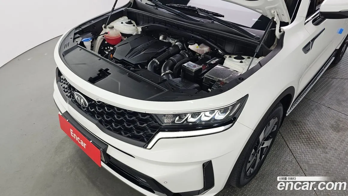 Kia Sorento — фото 7
