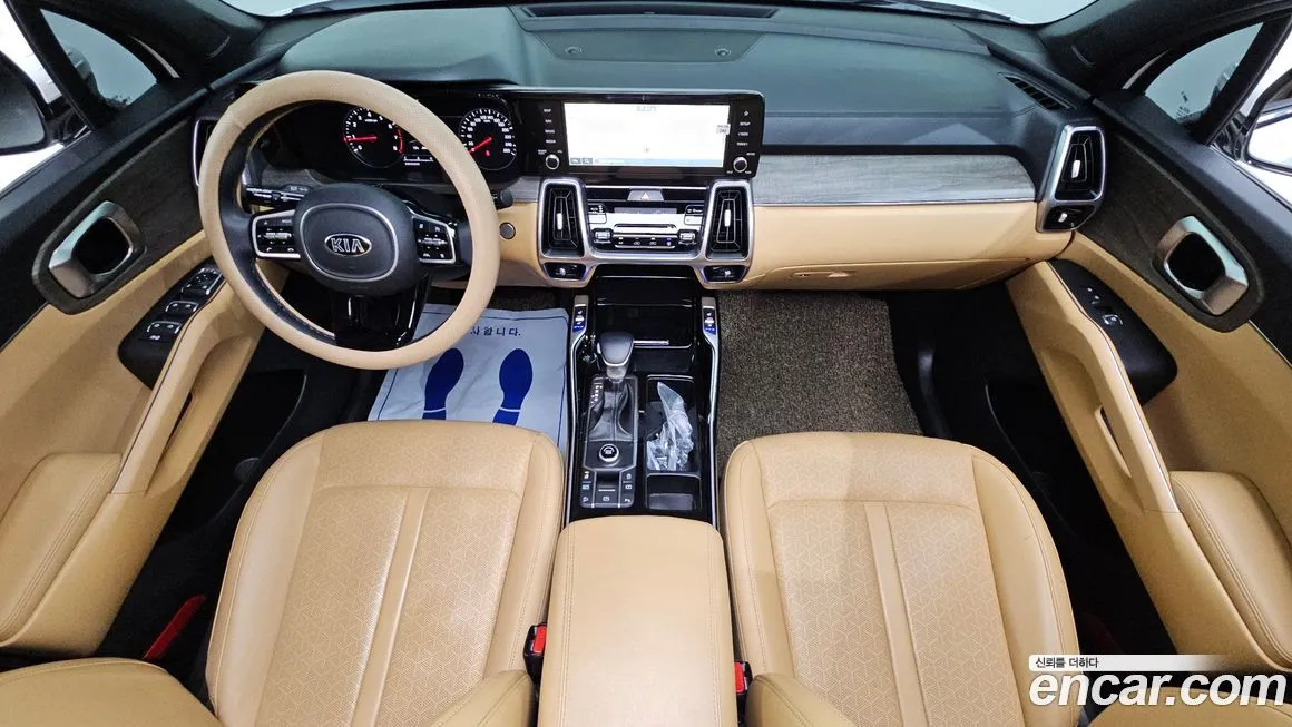 Kia Sorento — фото 10