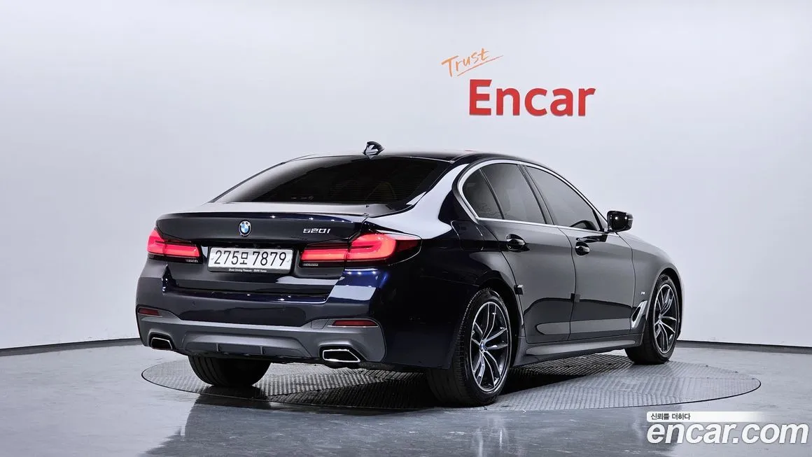 BMW 5-Series 2023 из KR, фото 3