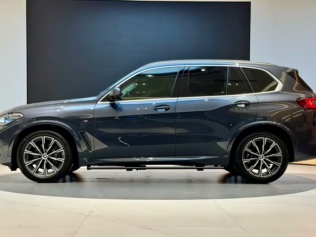 BMW X5 (Import) — фото 3