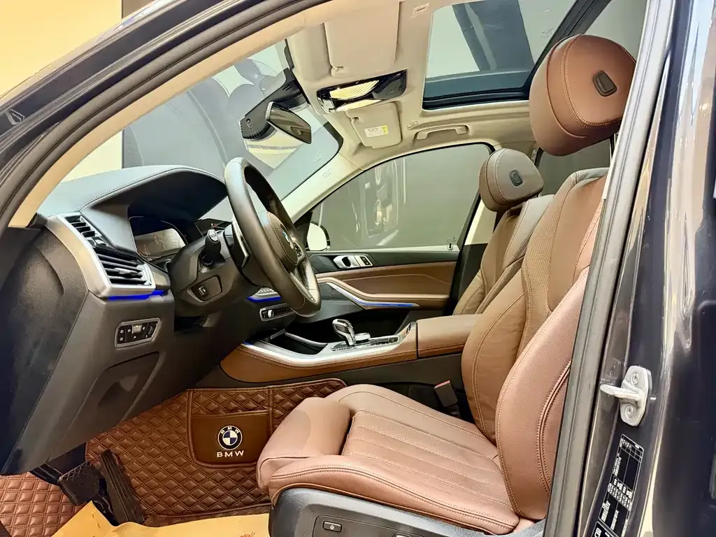 BMW X5 (Import) — фото 9