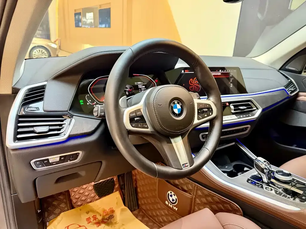 BMW X5 (Import) — фото 8