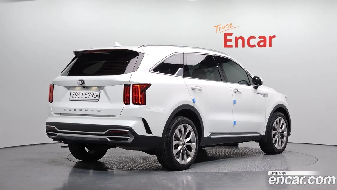 Kia Sorento — фото 7