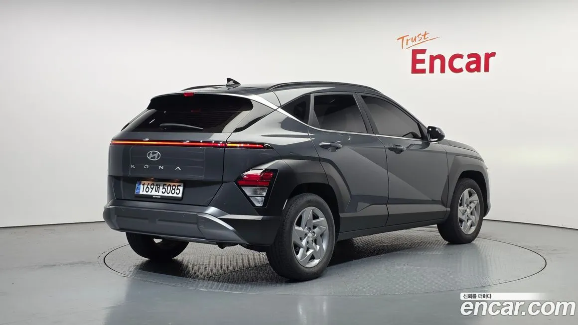 Hyundai Kona — фото 2