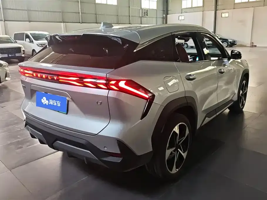 Geely Galaxy L7 — фото 6