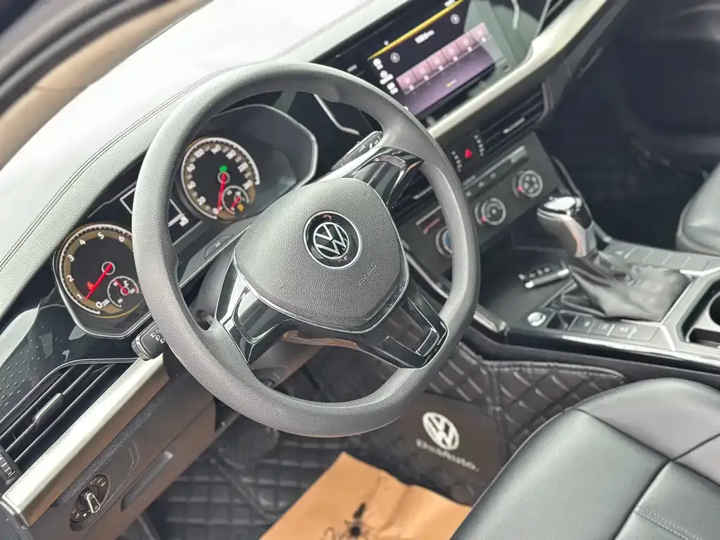 Volkswagen Passat 2021 из CN, фото 5