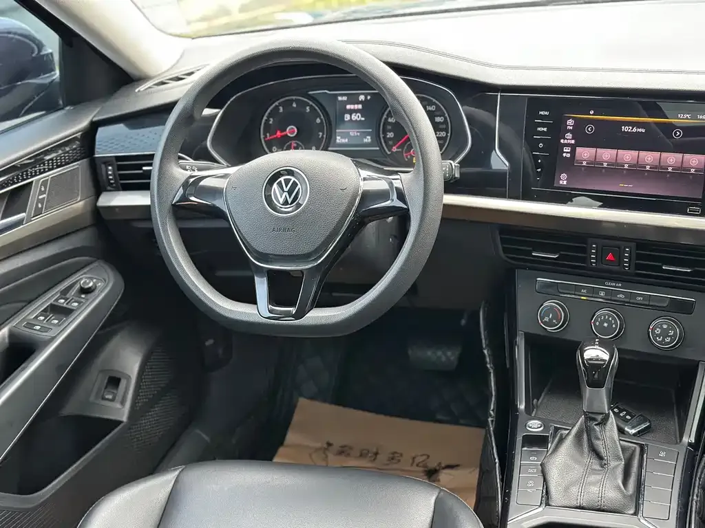 Volkswagen Passat 2021 из CN, фото 3