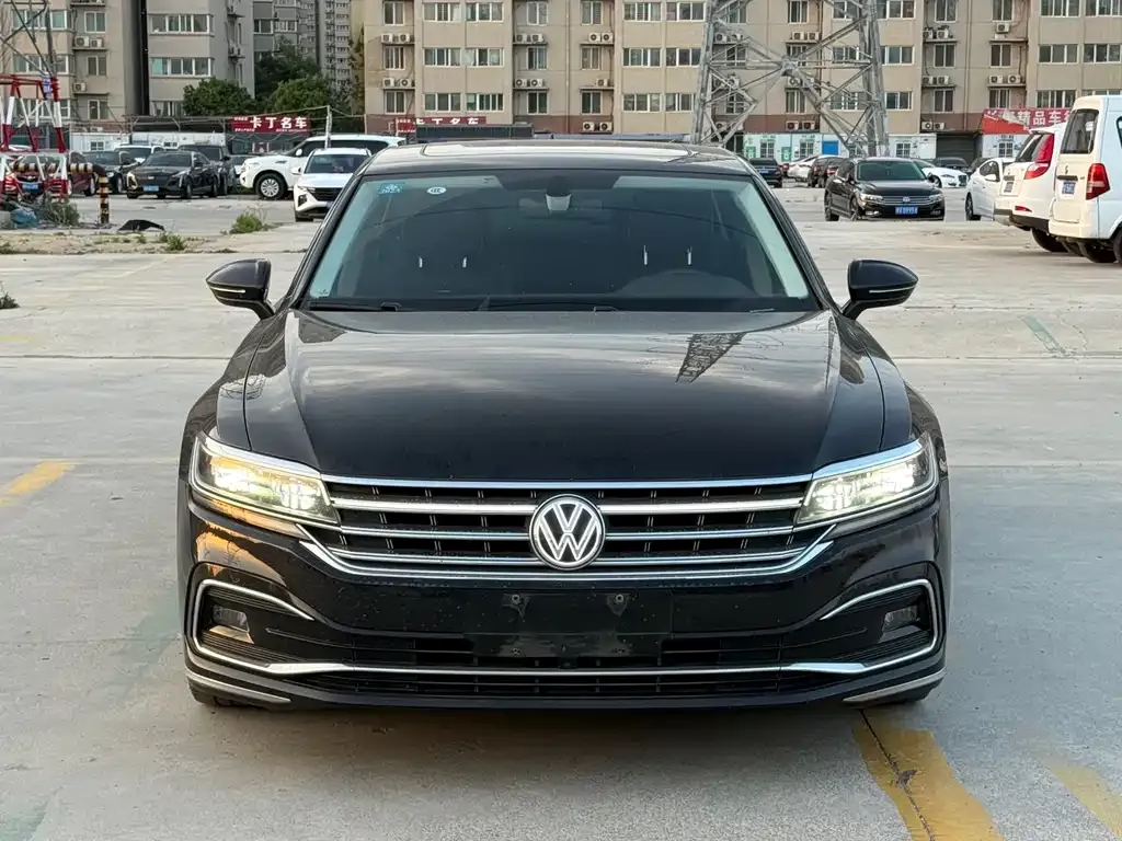 Volkswagen Phideon — фото 2