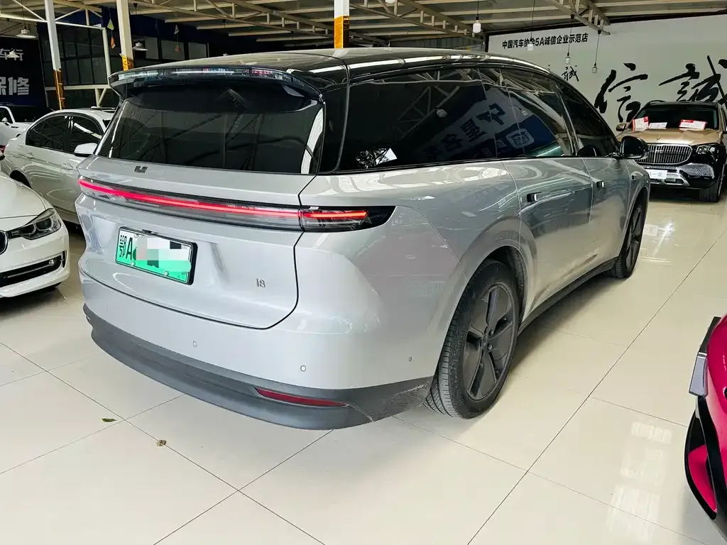 Li Auto i8 2025 из CN, фото 6