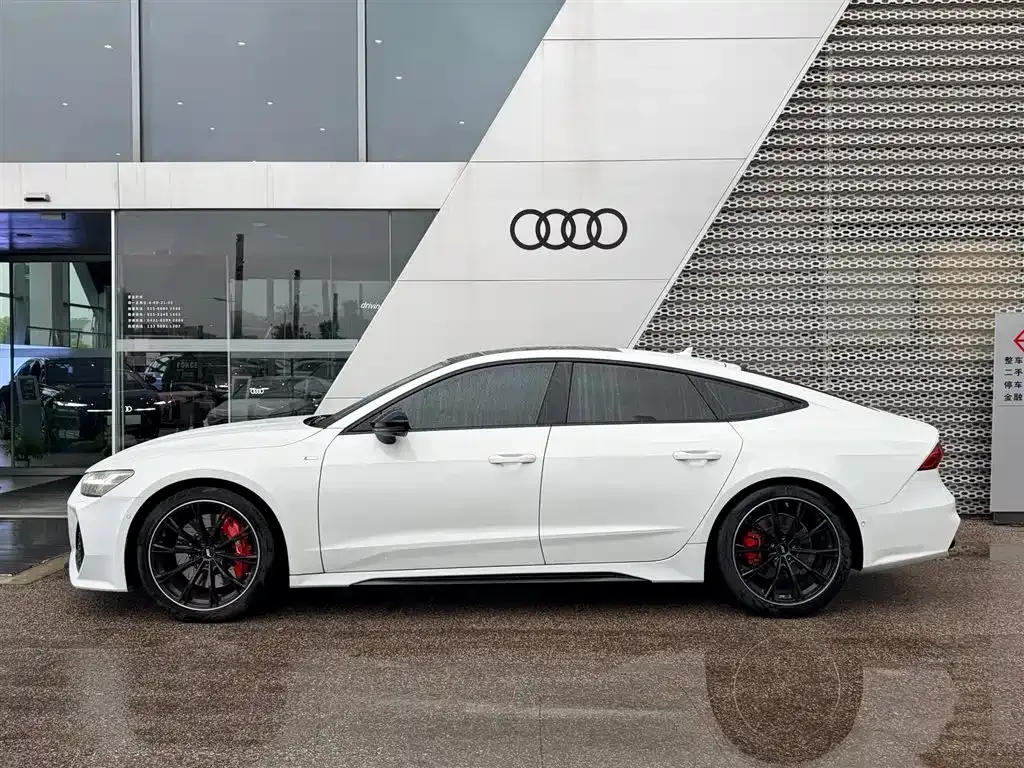 Audi A7 — фото 8