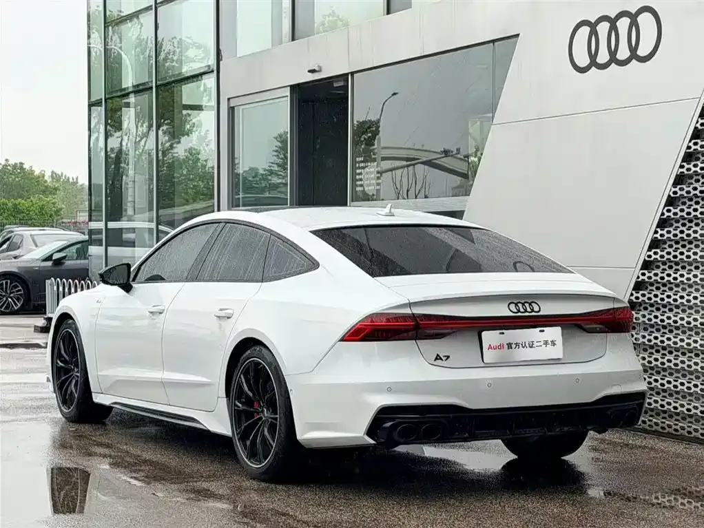 Audi A7 — фото 5