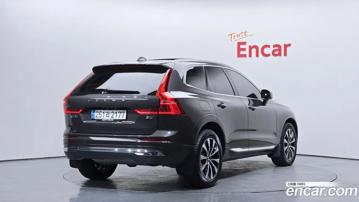 Volvo XC60 2023 из KR, фото 10