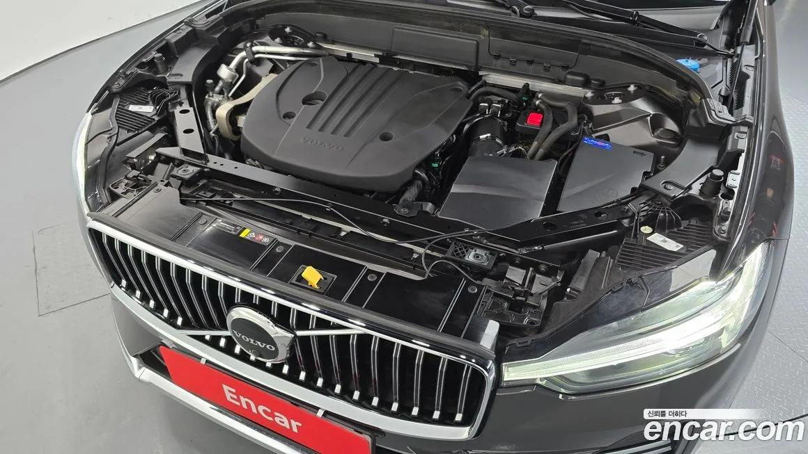 Volvo XC60 2023 из KR, фото 5