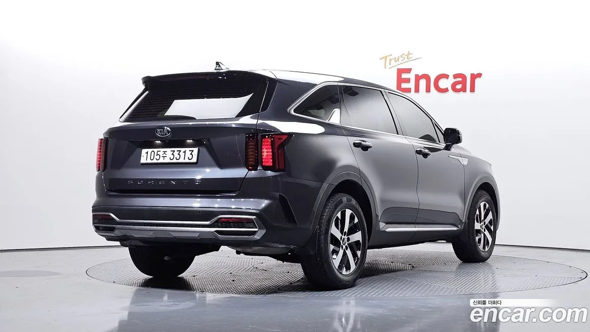 Kia Sorento — фото 8