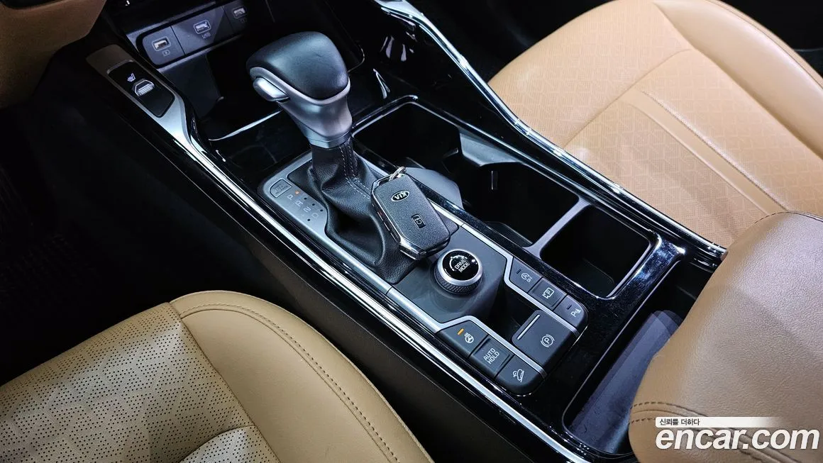 Kia Sorento — фото 3
