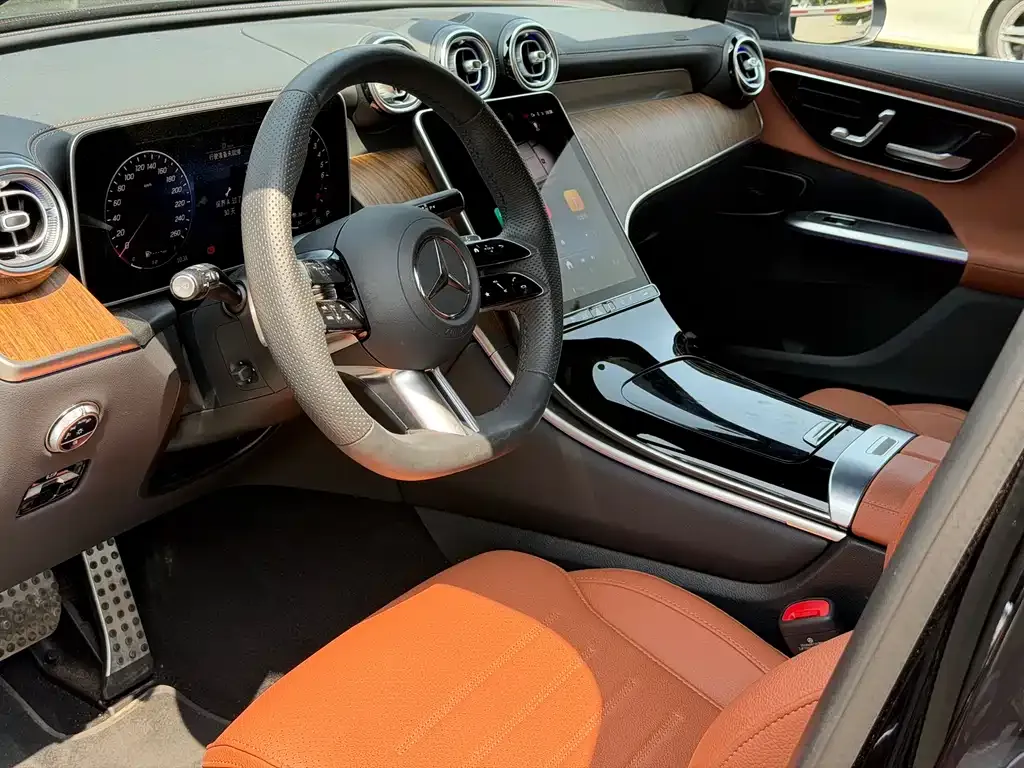 Mercedes-Benz GLC PHEV 2025 из CN, фото 2