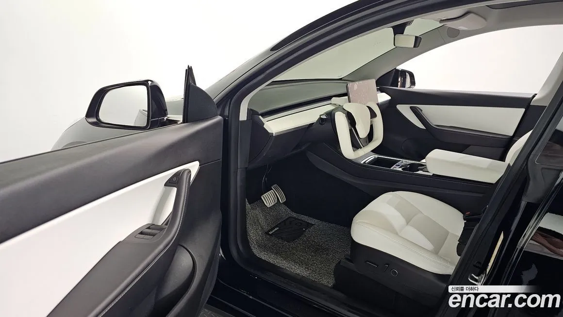 Tesla Model Y 2022 из KR, фото 10