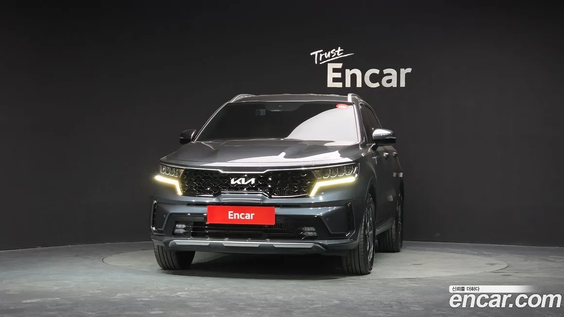 Kia Sorento — фото 8
