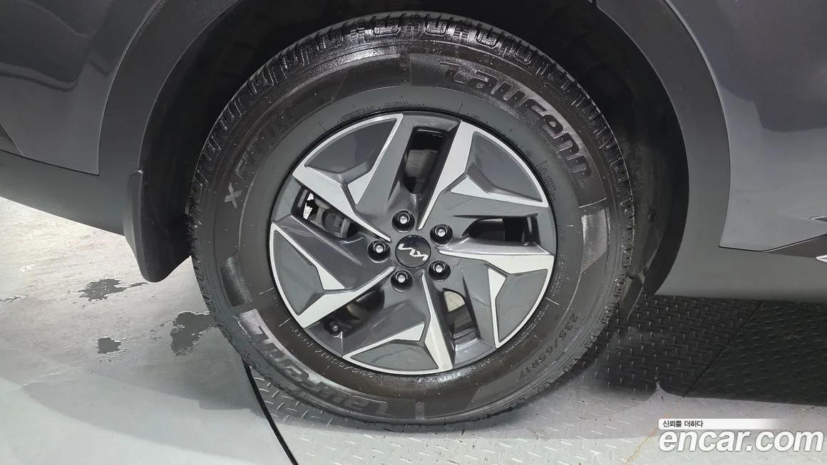 Kia Sorento — фото 10