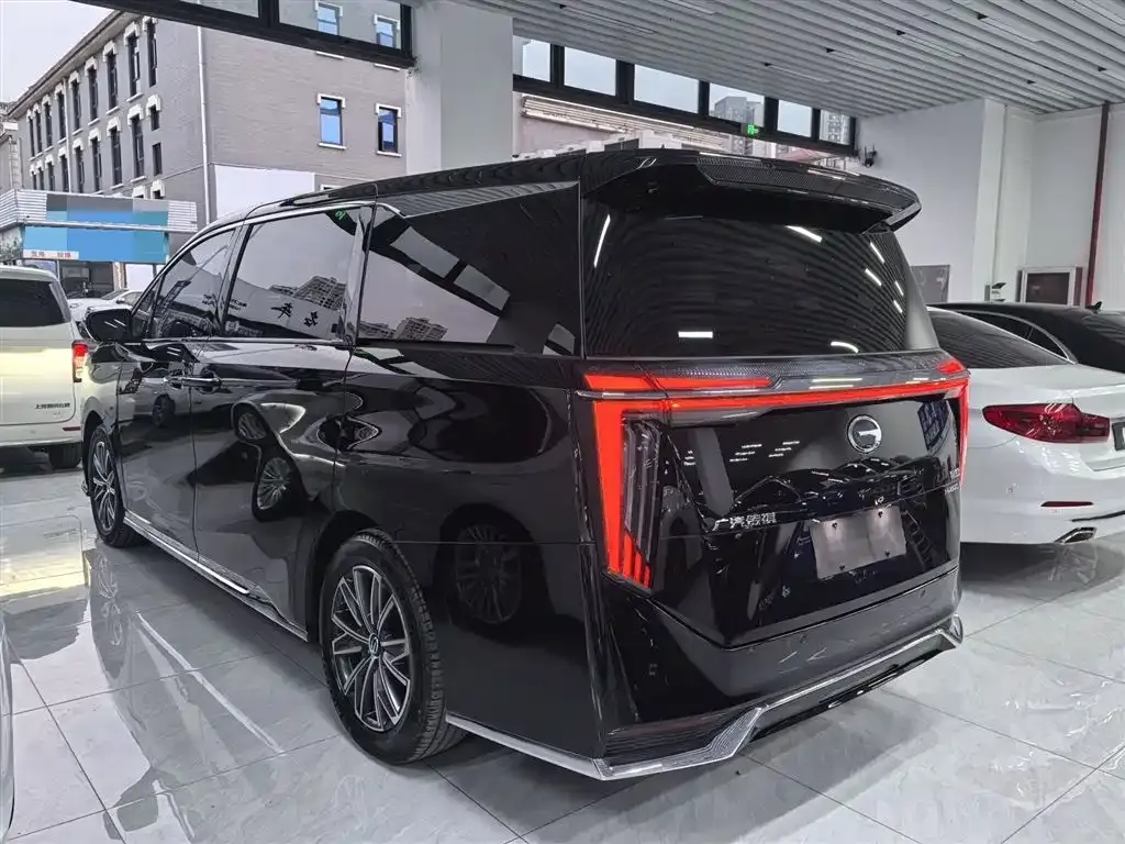 GAC Motor Trumpchi M8 — фото 8