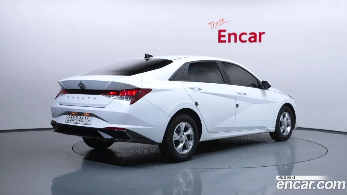 Hyundai AVANTE — фото 2