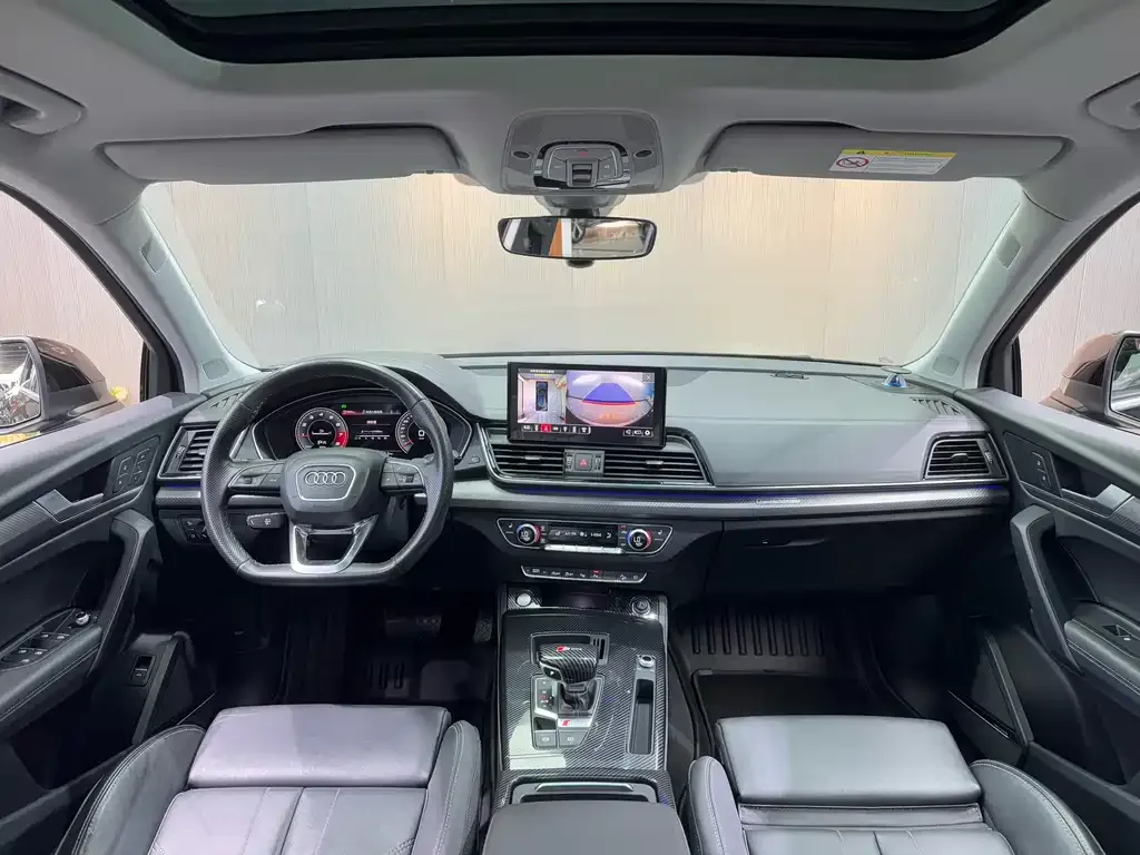 Audi Q5L 2021 из CN, фото 2