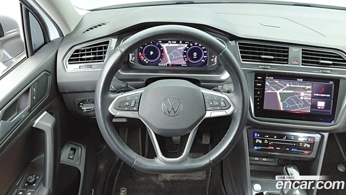 Volkswagen Tiguan — фото 8