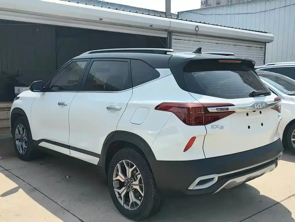 Kia KX3 2022 из CN, фото 8