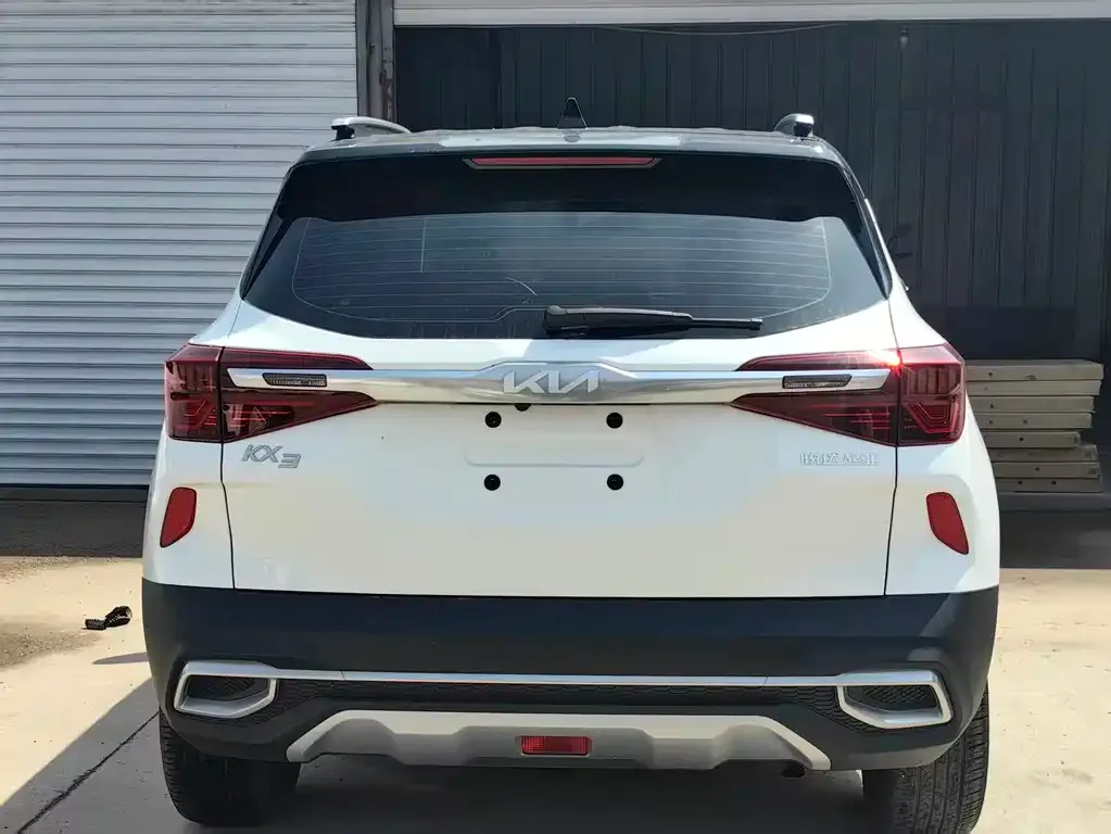 Kia KX3 2022 из CN, фото 2