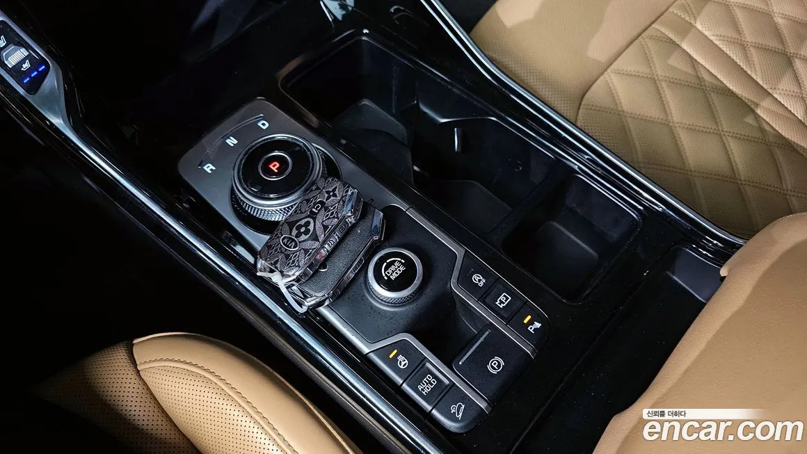 Kia Sorento — фото 9